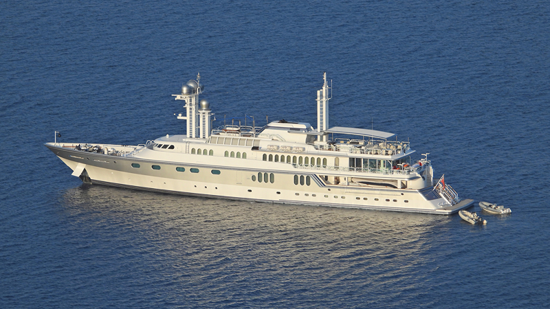 LADY CHATEAU PRIVATE YACHT