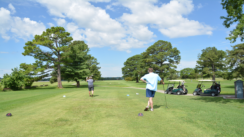 OAK GLEN GOLF COURSE