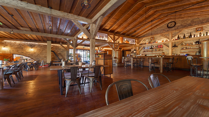 THE LUMBERJACK LODGE